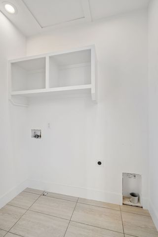 3224A Curtis St, Nashville, TN 37218