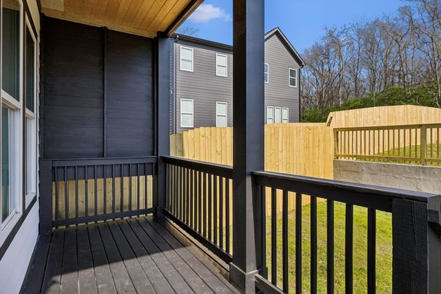 3224A Curtis St, Nashville, TN 37218