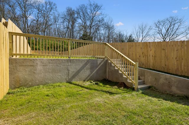 3224A Curtis St, Nashville, TN 37218