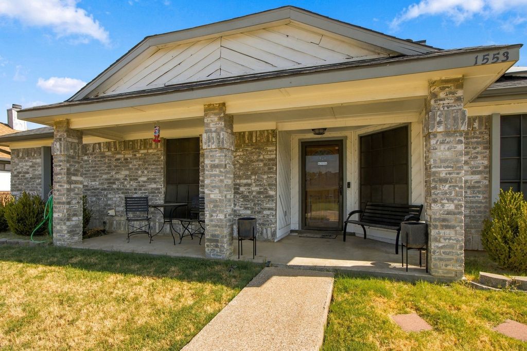 1553 Autumn Breeze Lane, Lewisville, TX 75077 — photo 5