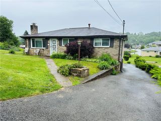 1026 Jefferson Ave, Jeannette, PA 15644