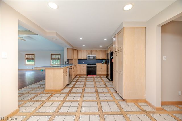 1710 W State Street, Salem, OH 44460