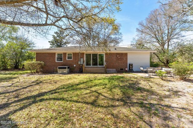 339 Green Meadows Drive, Wilmington, NC 28405