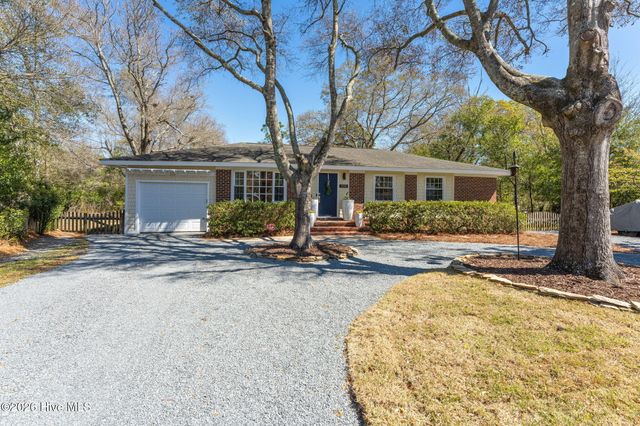 339 Green Meadows Drive, Wilmington, NC 28405