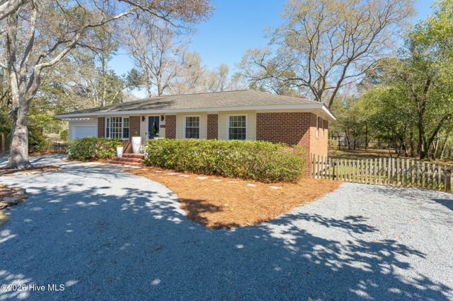 339 Green Meadows Drive, Wilmington, NC 28405