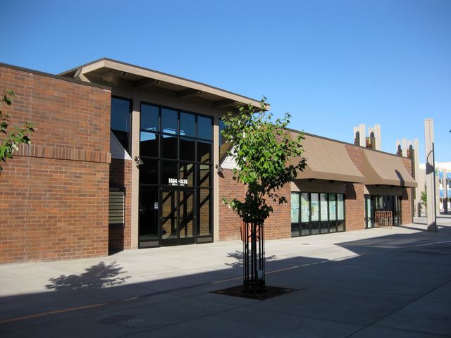 1616 Market Street, Redding, CA 96001