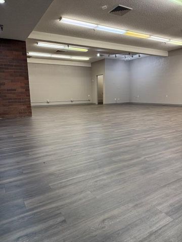 1616 Market Street, Redding, CA 96001