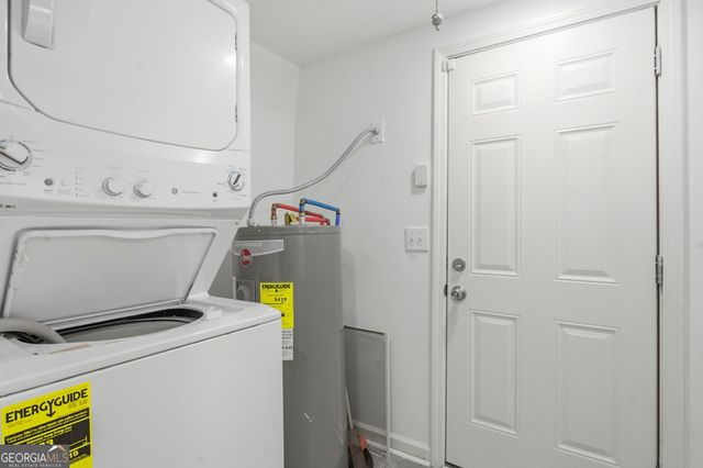 716 W 48th Street, Savannah, GA 31405