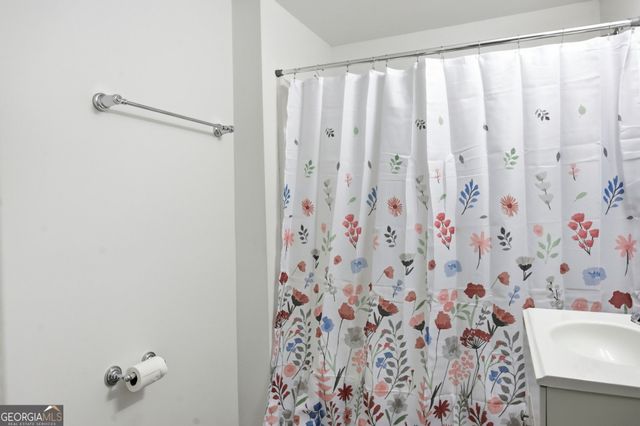 716 W 48th Street, Savannah, GA 31405