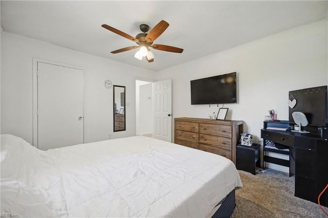 117 Bryan RD, Knotts Island, NC 27950