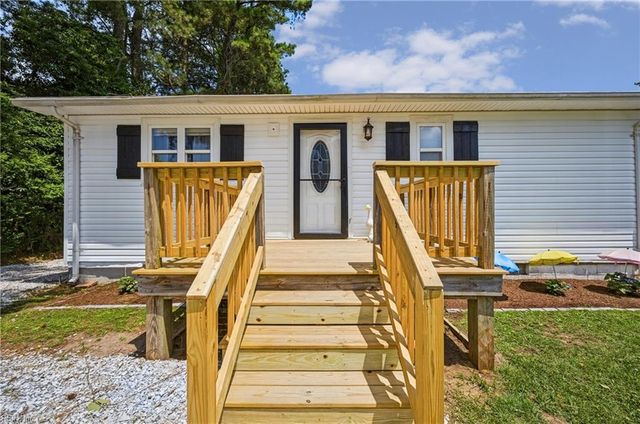 117 Bryan RD, Knotts Island, NC 27950