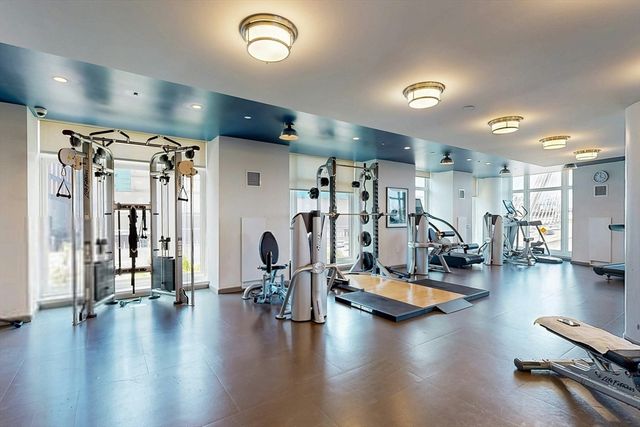 100 Lovejoy Wharf 5Q, Boston, MA 02114