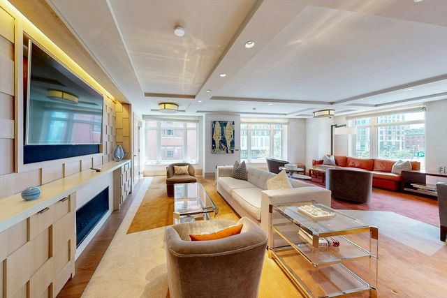 100 Lovejoy Wharf 5Q, Boston, MA 02114