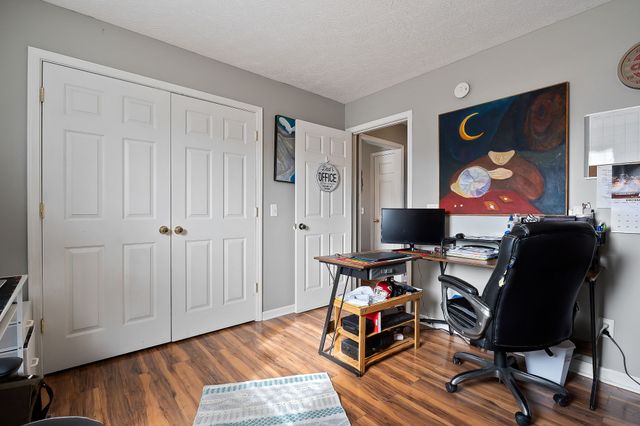 255 Greenwood Dr, Smithville, TN 37166