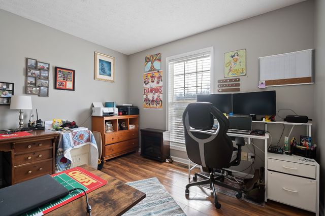 255 Greenwood Dr, Smithville, TN 37166