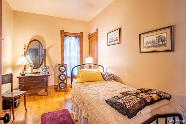 200 S Oak Street, Durand, MI 48429