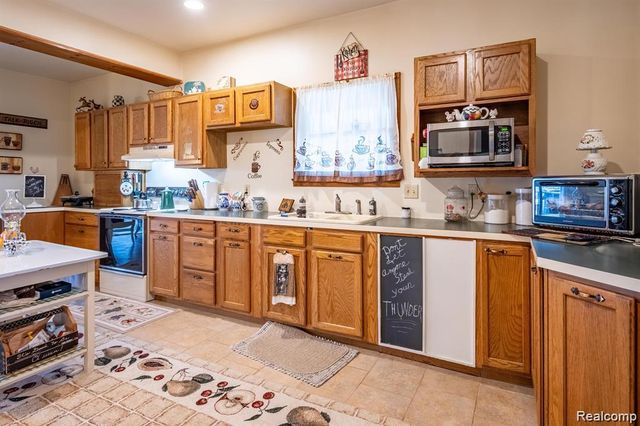 200 S Oak Street, Durand, MI 48429