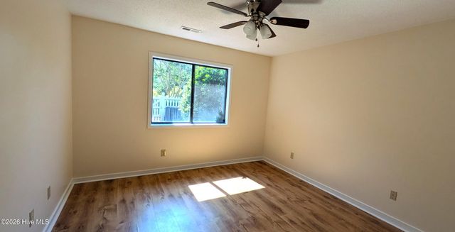 221 Inland Greens Circle, Wilmington, NC 28405