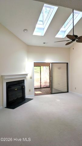 221 Inland Greens Circle, Wilmington, NC 28405