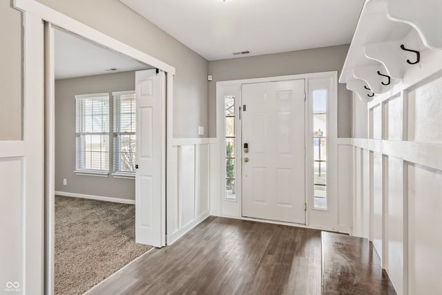 6467 W Deer Crossing Boulevard, Mccordsville, IN 46055