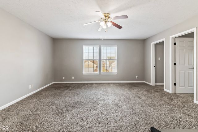 6467 W Deer Crossing Boulevard, Mccordsville, IN 46055