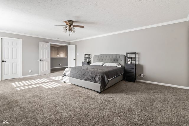 6467 W Deer Crossing Boulevard, Mccordsville, IN 46055