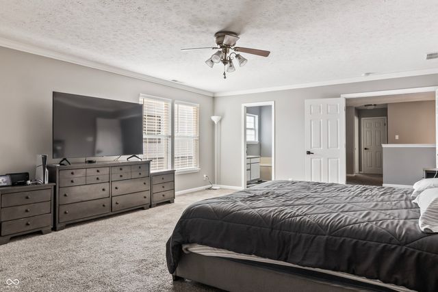 6467 W Deer Crossing Boulevard, Mccordsville, IN 46055