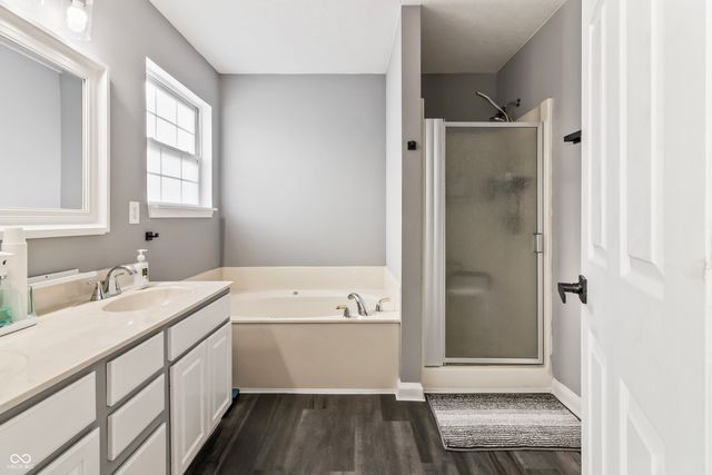 6467 W Deer Crossing Boulevard, Mccordsville, IN 46055