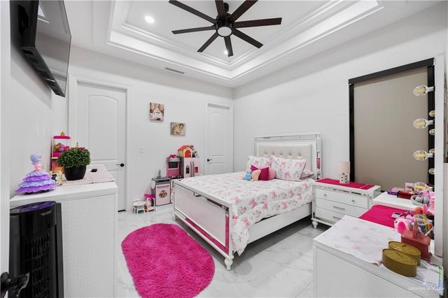 3101 W Brentwood Drive, Edinburg, TX 78539