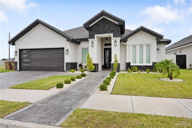 3101 W Brentwood Drive, Edinburg, TX 78539