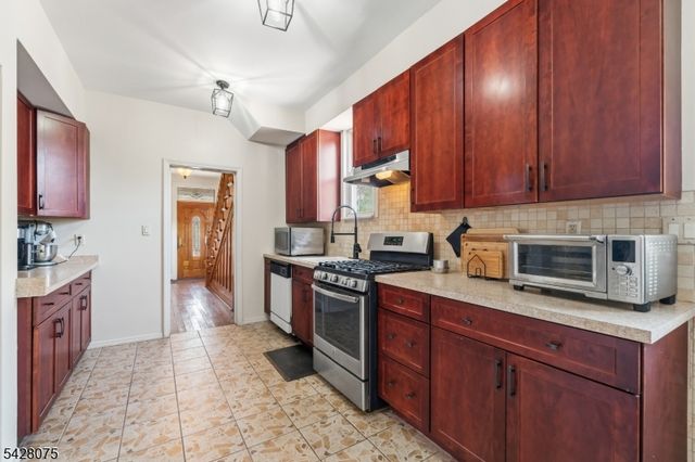 150 W Inman Ave, Rahway City, NJ 07065
