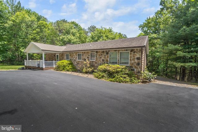 55 MOLENDA CIR, Lehighton, PA 18235