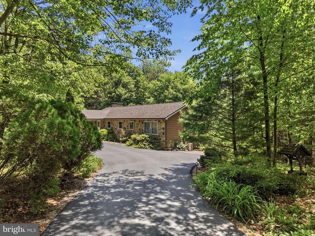 55 MOLENDA CIR, Lehighton, PA 18235