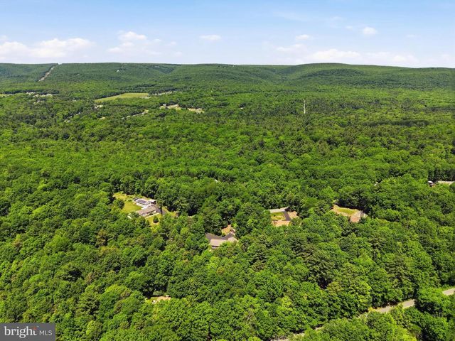 55 MOLENDA CIR, Lehighton, PA 18235