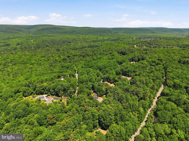 55 MOLENDA CIR, Lehighton, PA 18235