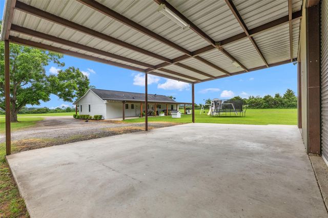 10299 County Road 309, Navasota, TX 77868