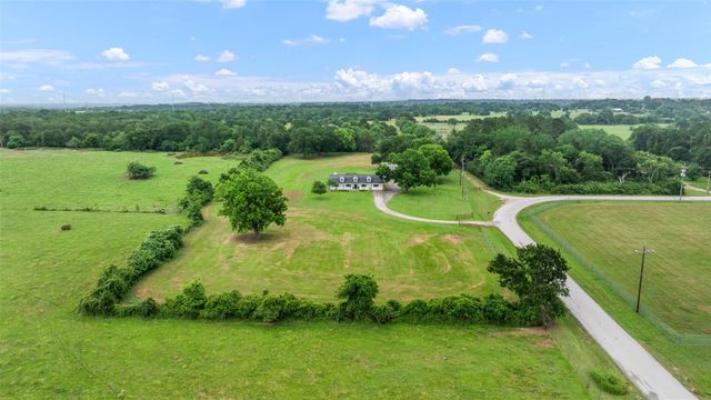 10299 County Road 309, Navasota, TX 77868