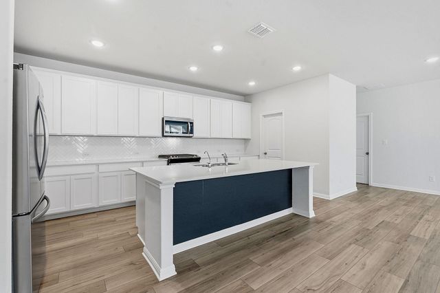 117 Clemens DR, Liberty Hill, TX 78642