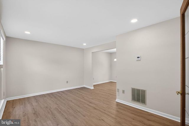 9510 FOX RUN DR, Clinton, MD 20735