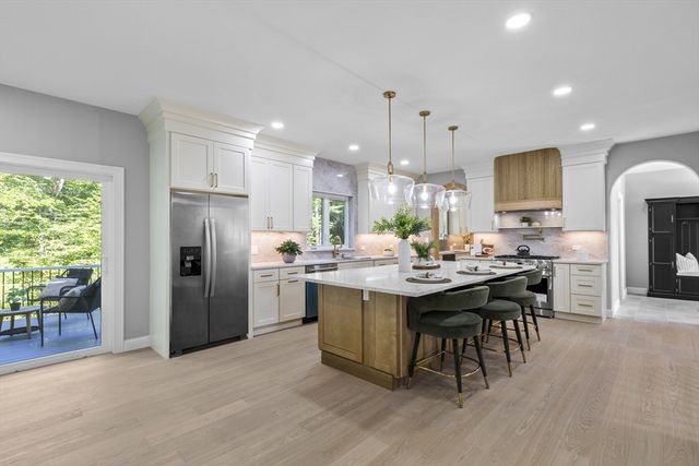 91 Howard St, Easton, MA 02375