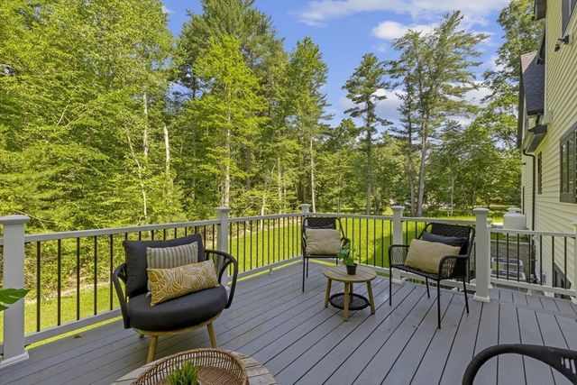 91 Howard St, Easton, MA 02375