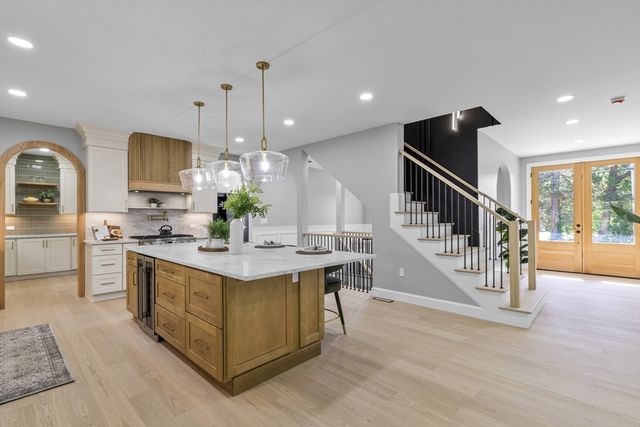91 Howard St, Easton, MA 02375