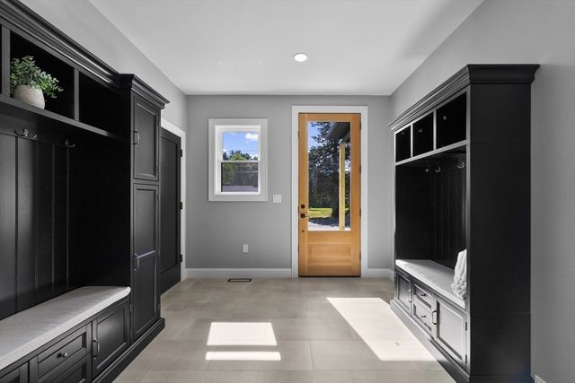 91 Howard St, Easton, MA 02375
