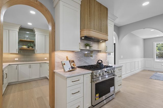 91 Howard St, Easton, MA 02375
