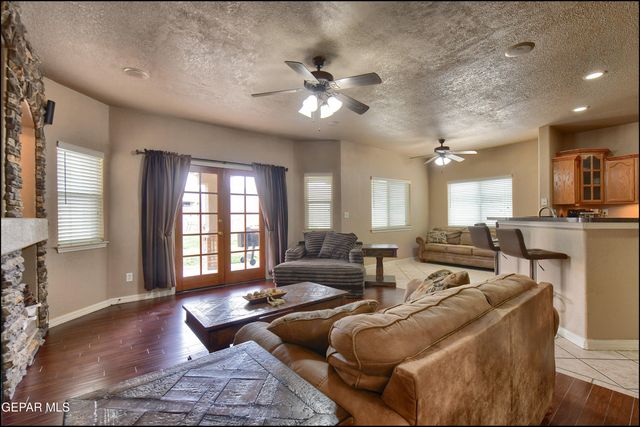 13733 Paseo De Fe Circle, Horizon City, TX 79928
