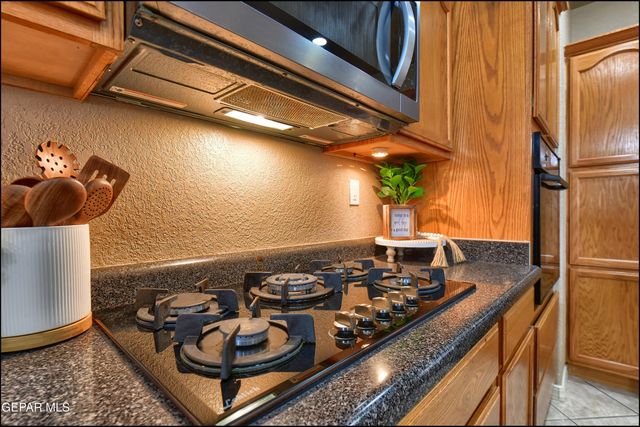 13733 Paseo De Fe Circle, Horizon City, TX 79928