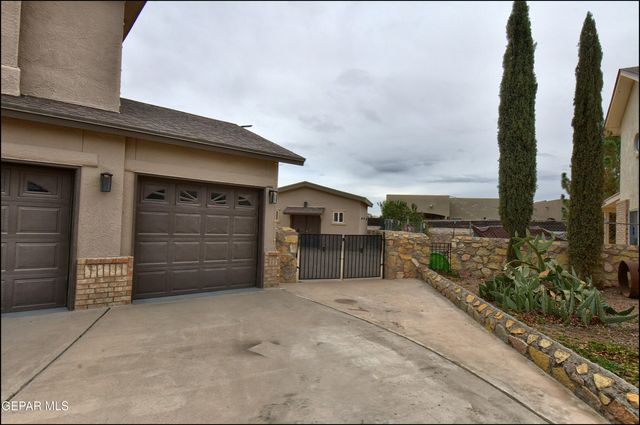 13733 Paseo De Fe Circle, Horizon City, TX 79928