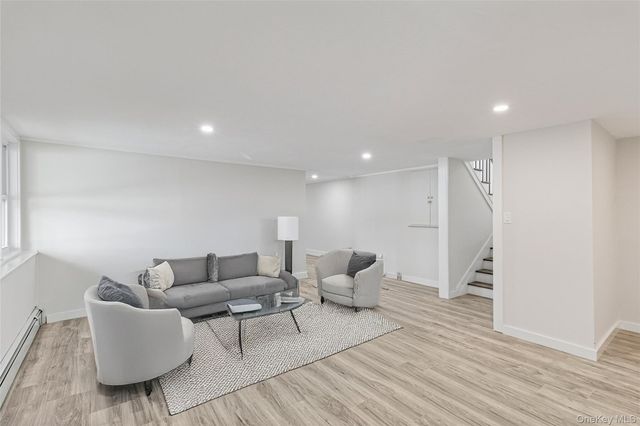 911 Ostrander Avenue, Riverhead, NY 11901