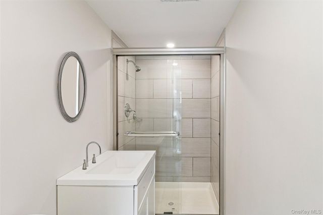 911 Ostrander Avenue, Riverhead, NY 11901