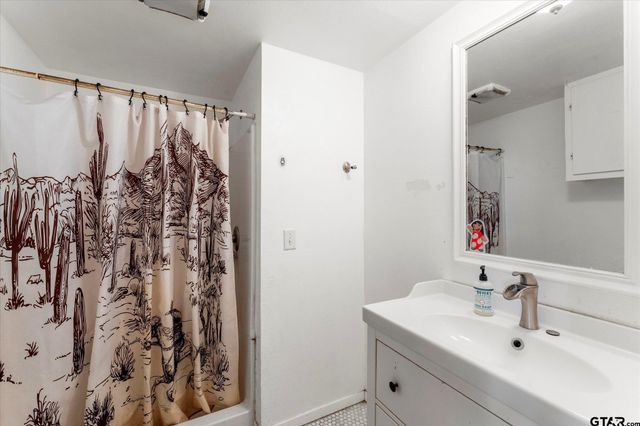 1108 Merritt Ave, Mt Pleasant, TX 75455